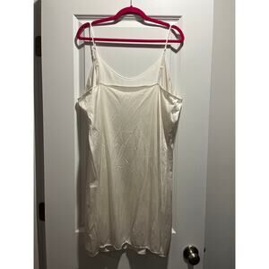 Off white/cream colored vintage vanity fair slip dress